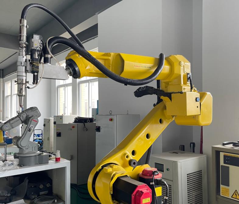 工业机器人龙头埃斯顿的财报长什么样？赚钱吗？(图1)