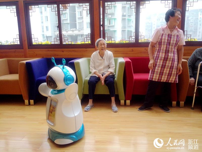 怎样拥有一个有质量的晚年?记者探访西安老博会(图1)